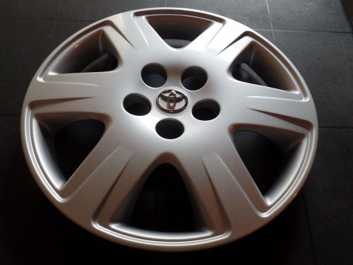 Toyota corolla hubcap wheelcover great replacement 2005-2008 retail $93 ea d2