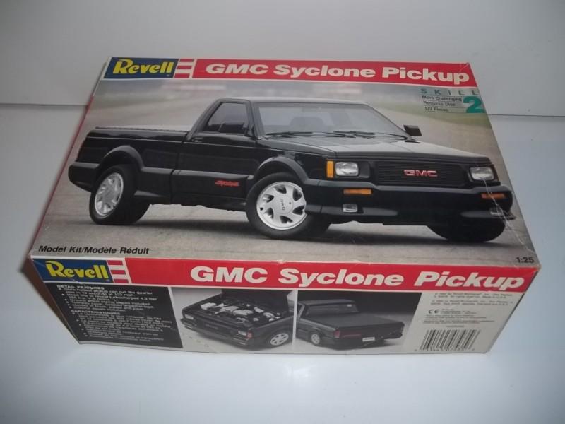 1991 gmc syclone pickup truck plastic model 1:25 scale new in box revell