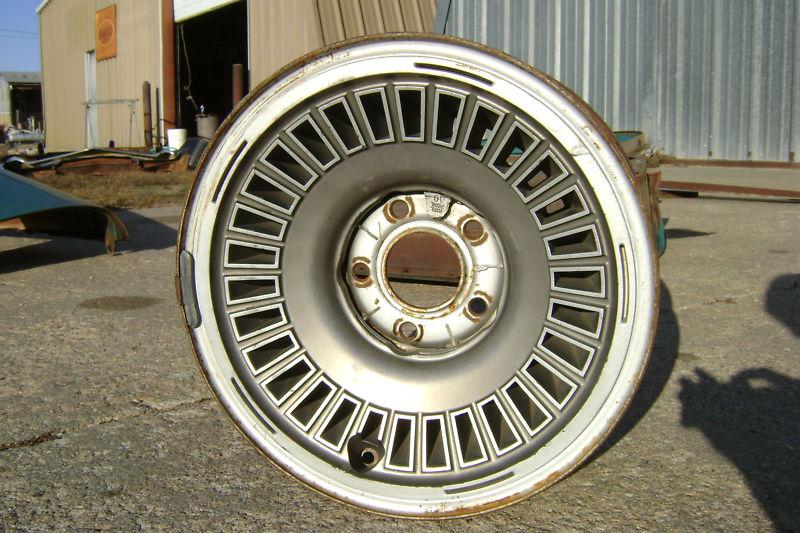 Chevy monte carlo wheel 1973 73 1974 74 1975 75 1976 76 1977 77