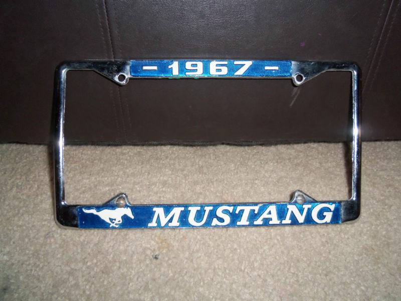 Vintage 1967 ford mustang horse logo   license plate frame
