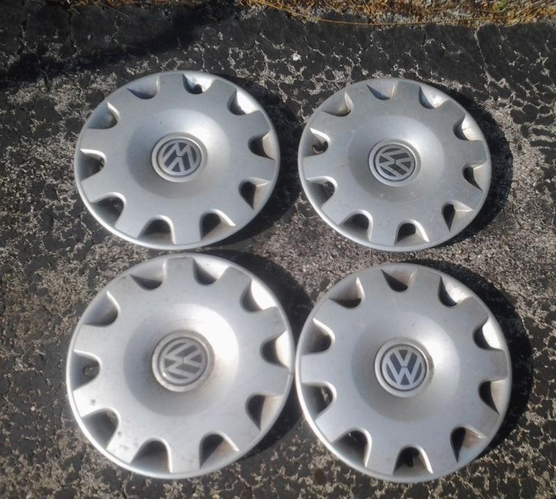 Vw jetta hubcaps p/n: pa66-m15