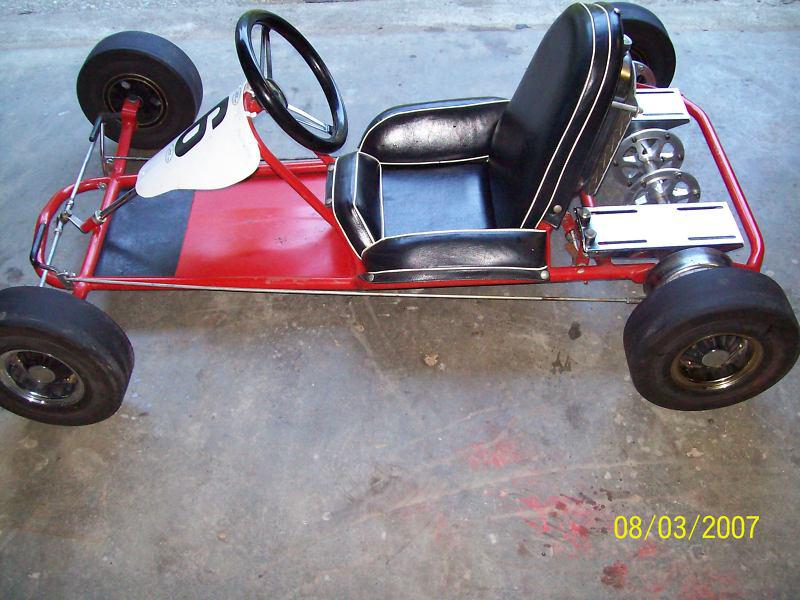 Vintage kart- rupp/dart kart (put on an engine or engines ready to race)