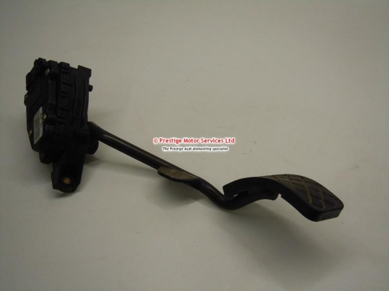 Audi a6 c5 accelerator pedal mechanism diesel 8d2721523