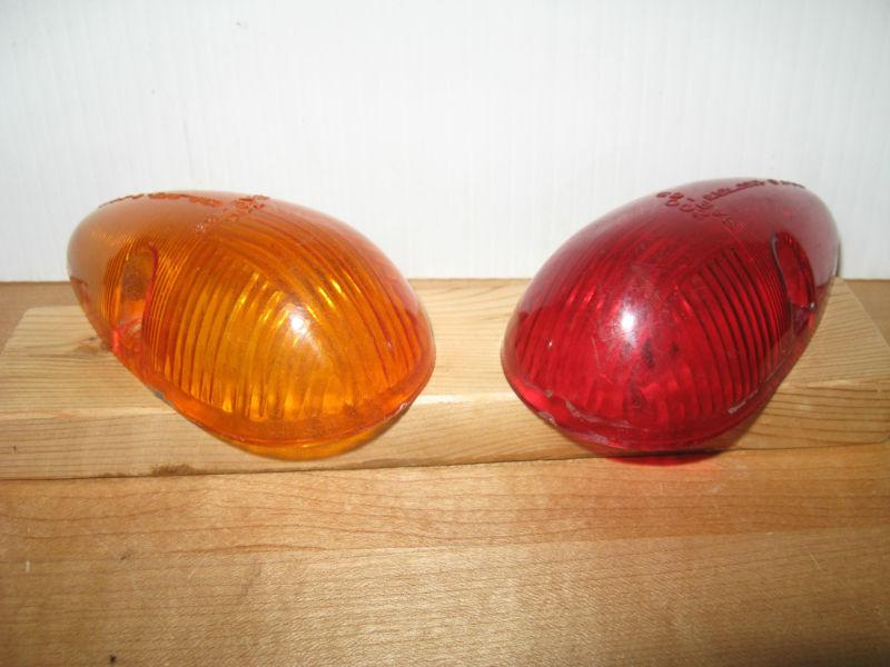 Pair of vintage marker / clearance light lenses -- red & amber