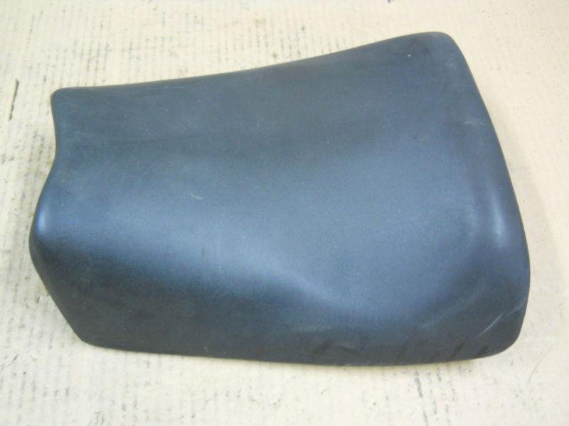 1992 suzuki gsf400 bandit front seat section 92 gsf 400 gsf-400 oem stock 
