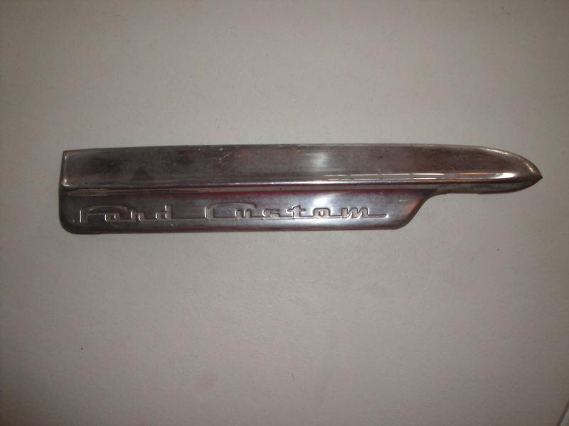 1951 ford custom front right fender trim used