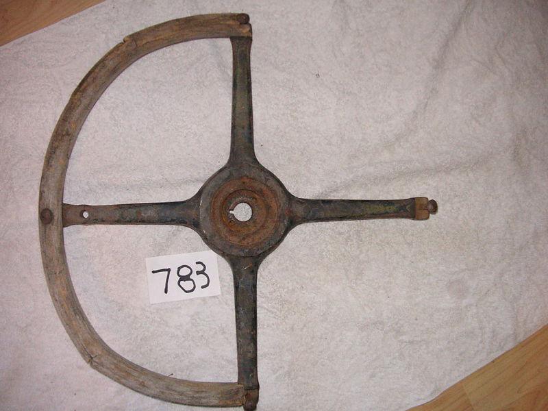 1910's 1920's cherolet gm chrysler ??steering wheel. hole for suicide knob