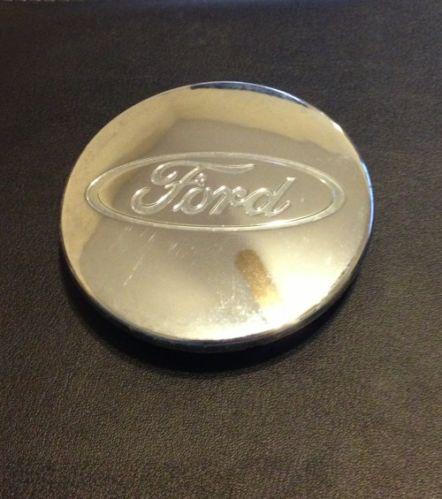 Ford focus center cap #2m51-1000-aa, 560-3367 used