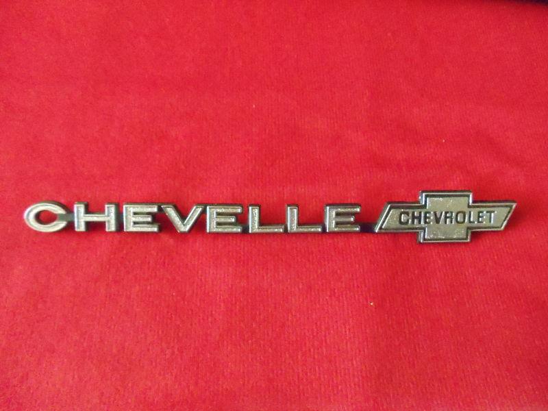  1973 chevrolet "chevelle" emblem  metal badge vintage gm part no. 9620101 trim