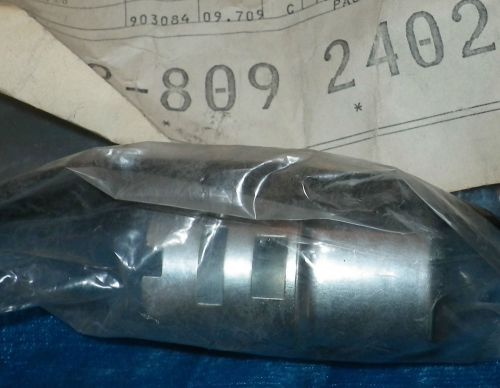 Nos gm 1982-1992 cigarette lighter retainer oem#1613946 cadillac deville seville