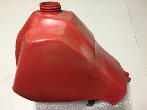 Honda atc 185 200 200 big red plastic gas tank, no gas cap