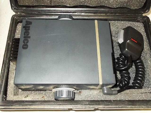 Apelco vxl5150 marine vhf radio with microphone and hard case - estate listing