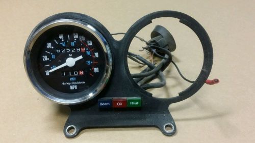 Harley davidson speedometer with mount