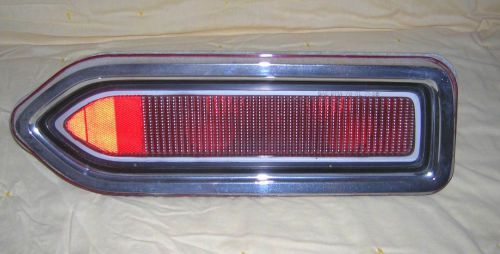Mopar 1970 plymouth satellite right side tail light assembly (used original)