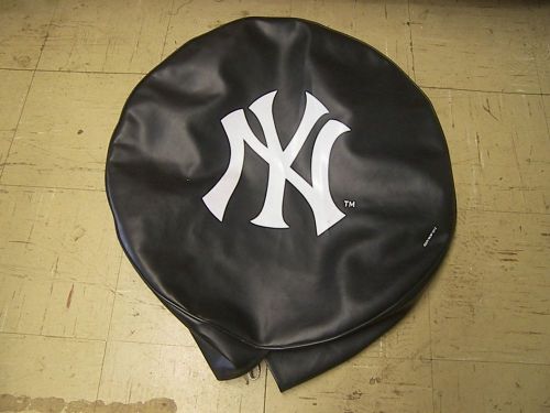 Ny yankee team logo tire cover - used and nice