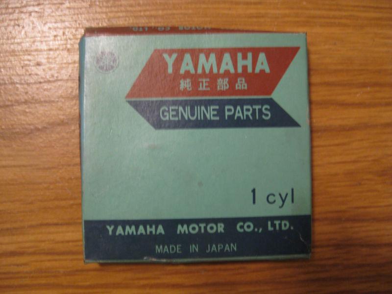 Nos obsolete vintage yamaha motorcycle piston rings ~ part # 256-11610-20-00