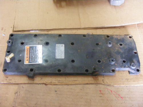Mercury 1994 to 2010 70-75-80- 90 hp exhaust cover plate 42878a2