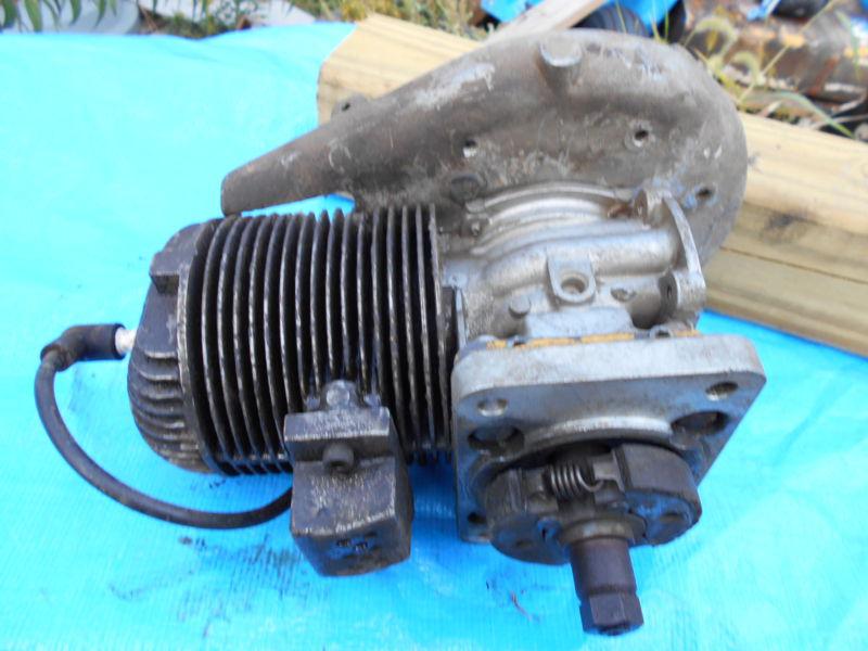 Vtg go kart mini bike westbend 700-580  engine for parts or rebuild