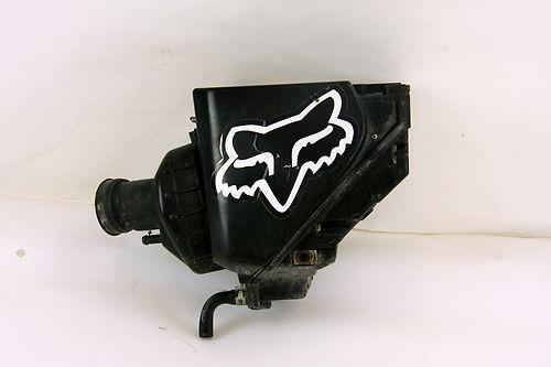 Aircleaner box with boot 1998 yamaha yz400f yz 400f intake airbox oem