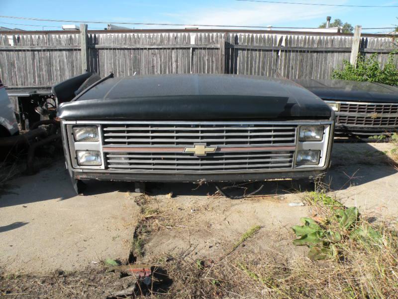 1985 chevy silverado doghouse  front end  fenders hood core support bumper oem