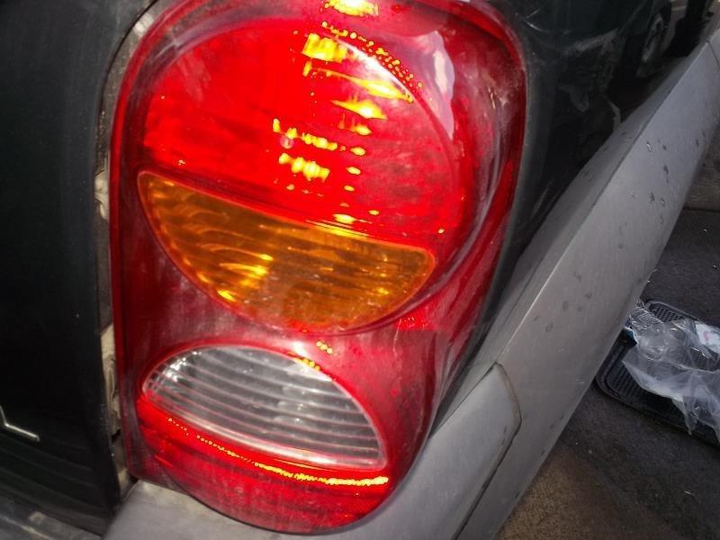 Right taillight for 02 03 04 jeep liberty ~ 4893399