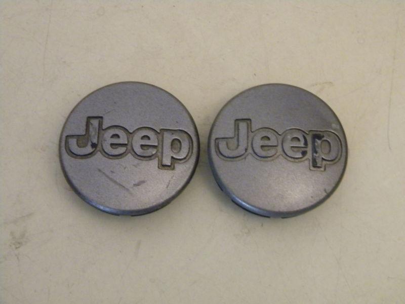 Jeep cherokee wrangler grand cherokee wheel center caps,5dy07 78071-l  grey (2) 