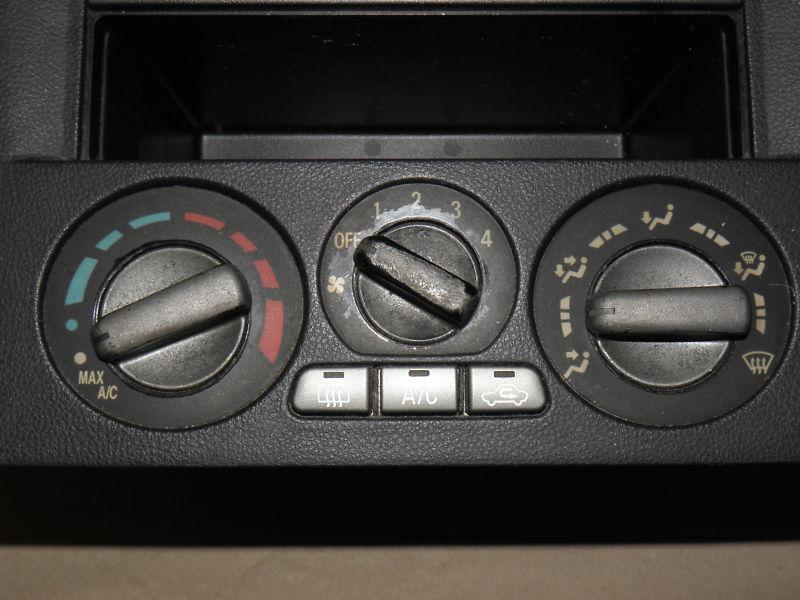 Purchase MITSUBISHI OUTLANDER 2003 2004 GENUINE AIR AC HEAT CLIMATE