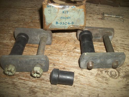 Vintage nos fm co. 32 / 34 ford front spring shackle &amp; bushing kit # b-5304-b