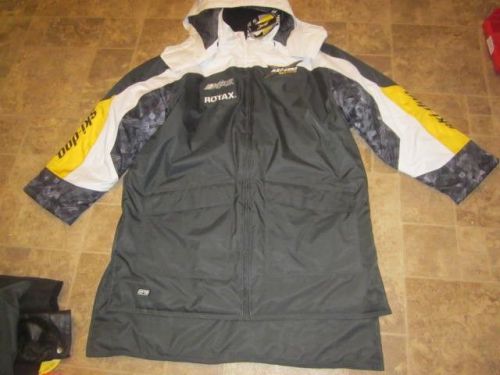 Ski-doo xteam warm up pit jacket new with tags one size fits all
