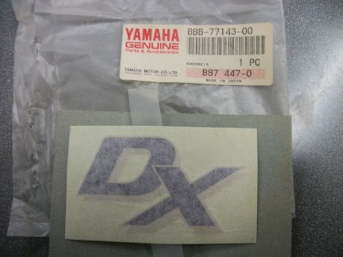 New nos genuine yamaha frame emblem 3 vx500 vx600    8bb-77143-00-00