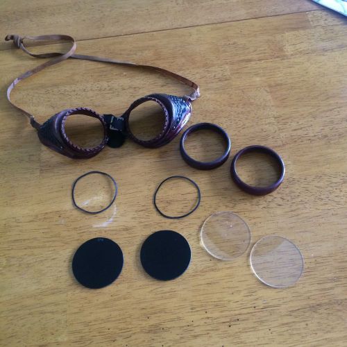 Vintage motorcycle goggles aviator/saftey glasses