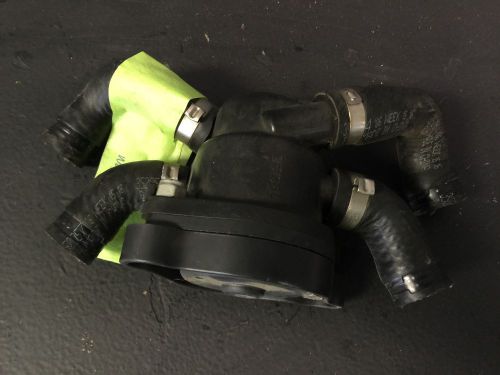 Clean used evinrude e-tec 2007 150 hp outboard water shut off valve