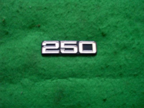 Yamaha rd250 rd 250 a b ? side panel decal 250  emblem badge