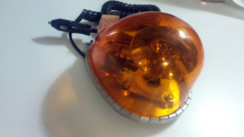 Vintage southern vehicle products 1166 amber teardrop warning light w/magnet 12v