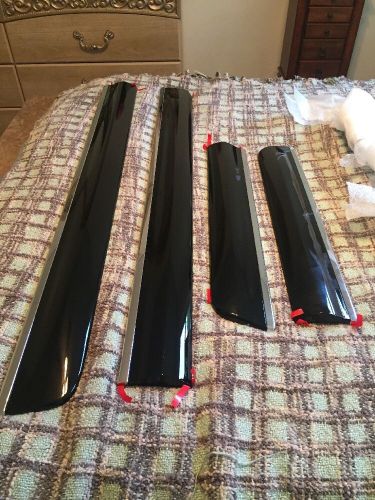 New oem 2007-13 silverado sierra body side moldings full set black with chrome