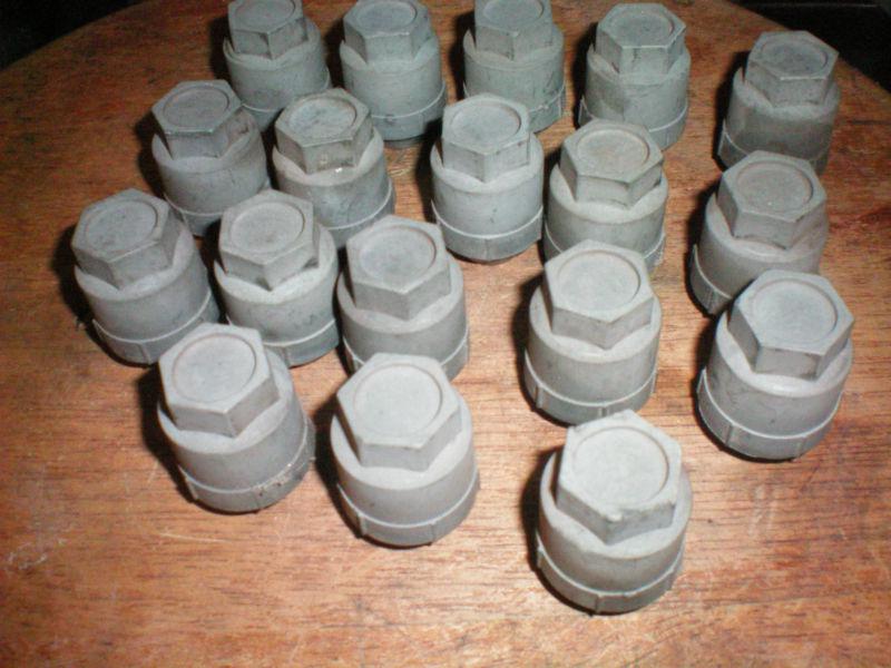 1987 corvette wheel lug nuts with gray caps,18 pieces, other c4 vette,