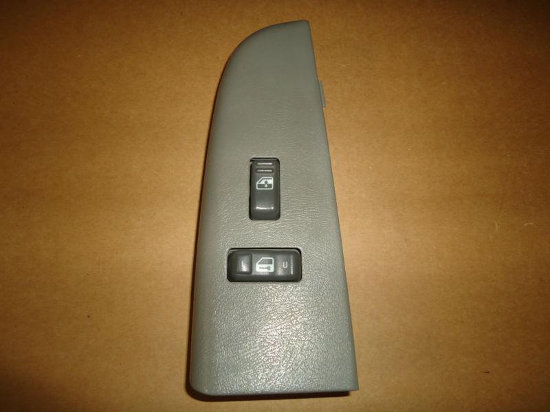 2000 chevy pickup 1500 ext cab passenger side window switch gray