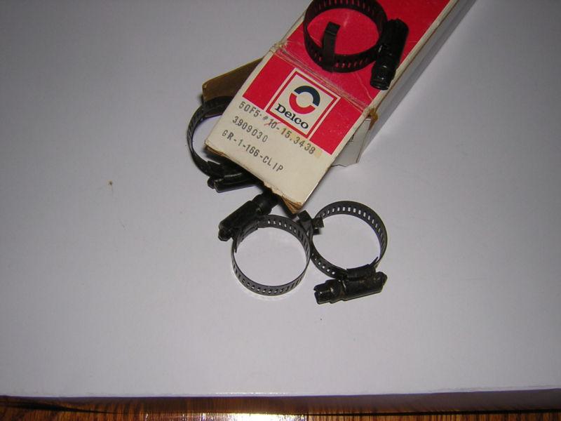 Gm nos ac hose clamps w support attached # 3909030
