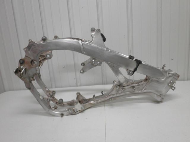 2011 yamaha yz250f yz 250 f frame chassis with hardware 10 11 12 13