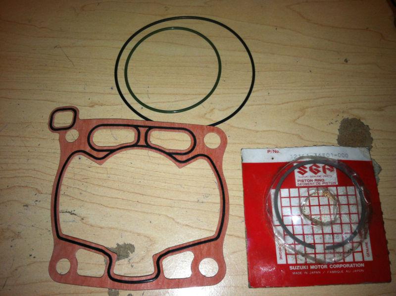 Suzuki rm 125 oem top end kit  std bore 1996-2006 ring base and head gasket