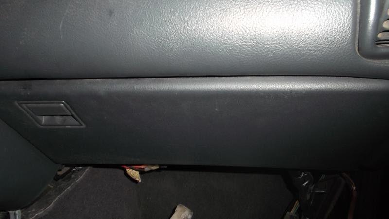 98 99 00 chevy camaro glove box compartment black