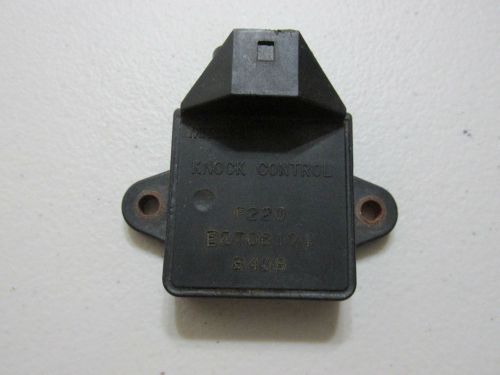 1988-1992  mazda 626 mx-6 , ford probe knock control sensor   , oem e2t06171
