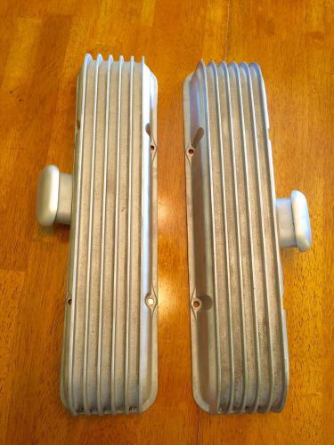 Cal custom small block chevy aluminum valve covers with vents