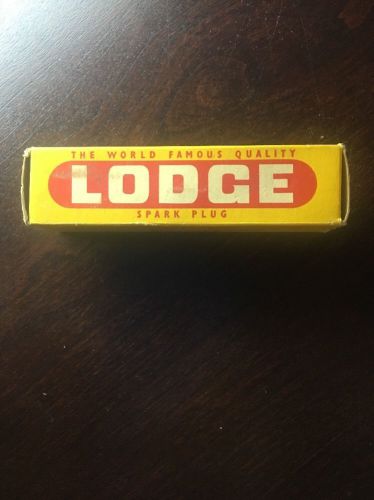 Lodge spark plug  antique