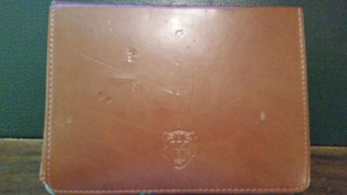 Jaguar xk leather case w/ drivers handbook and cd nr