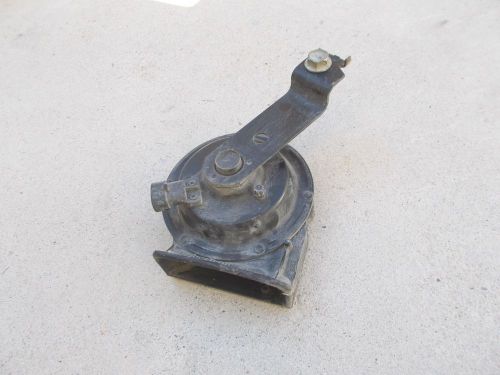 93-96 95 firebird horn a note - oem delco remy