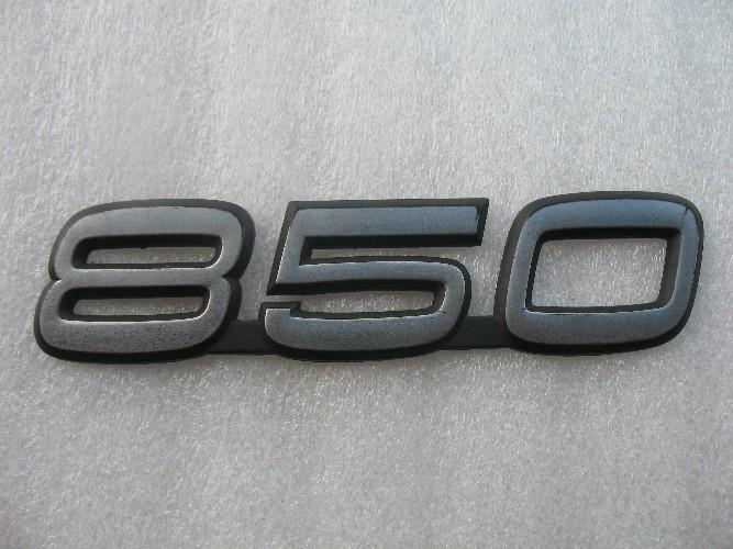 1996 volvo 850 rear trunk lid logo emblem decal badge used oem 93 94 95 96 97