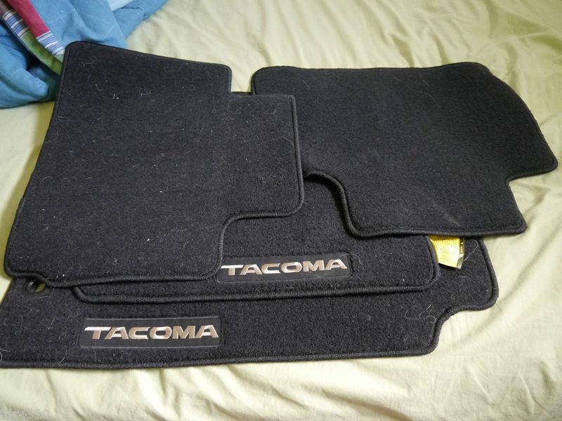 Original set carpet for toyotas tacoma 2012,extra cab.
