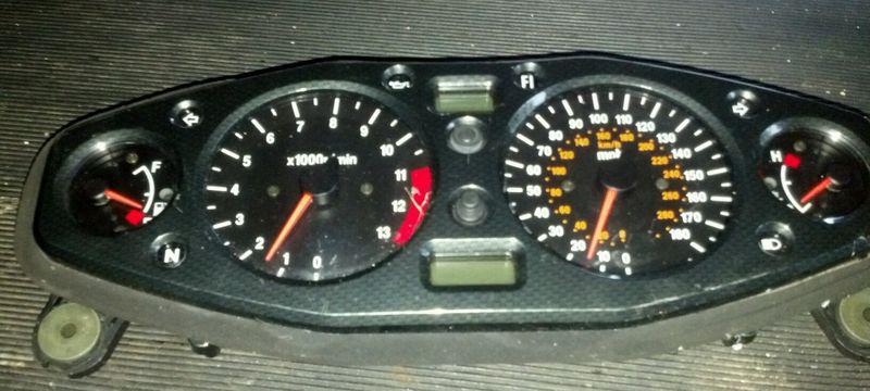 Hayabusa gauges speedometer tach cluster gauge 99 00 01 02 03 04 05 06 07