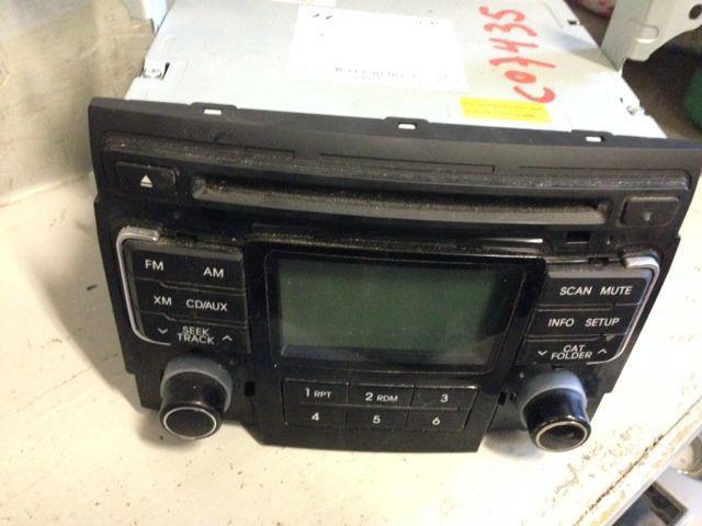 Find Jeep Am  Fm  Cassette Player Receiver  Model   56007214